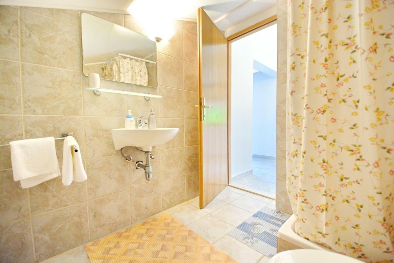 Apartmani Maca Sikovo Buitenkant foto
