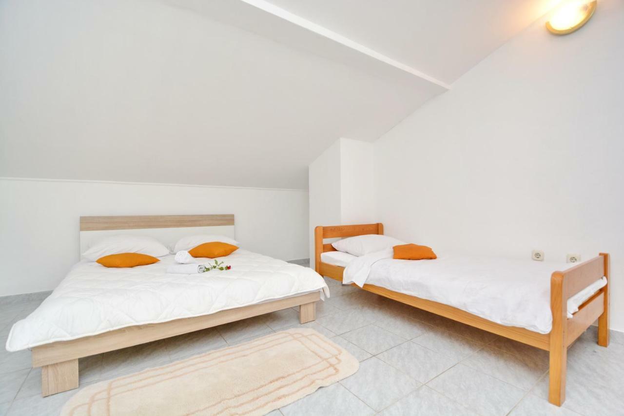 Apartmani Maca Sikovo Buitenkant foto
